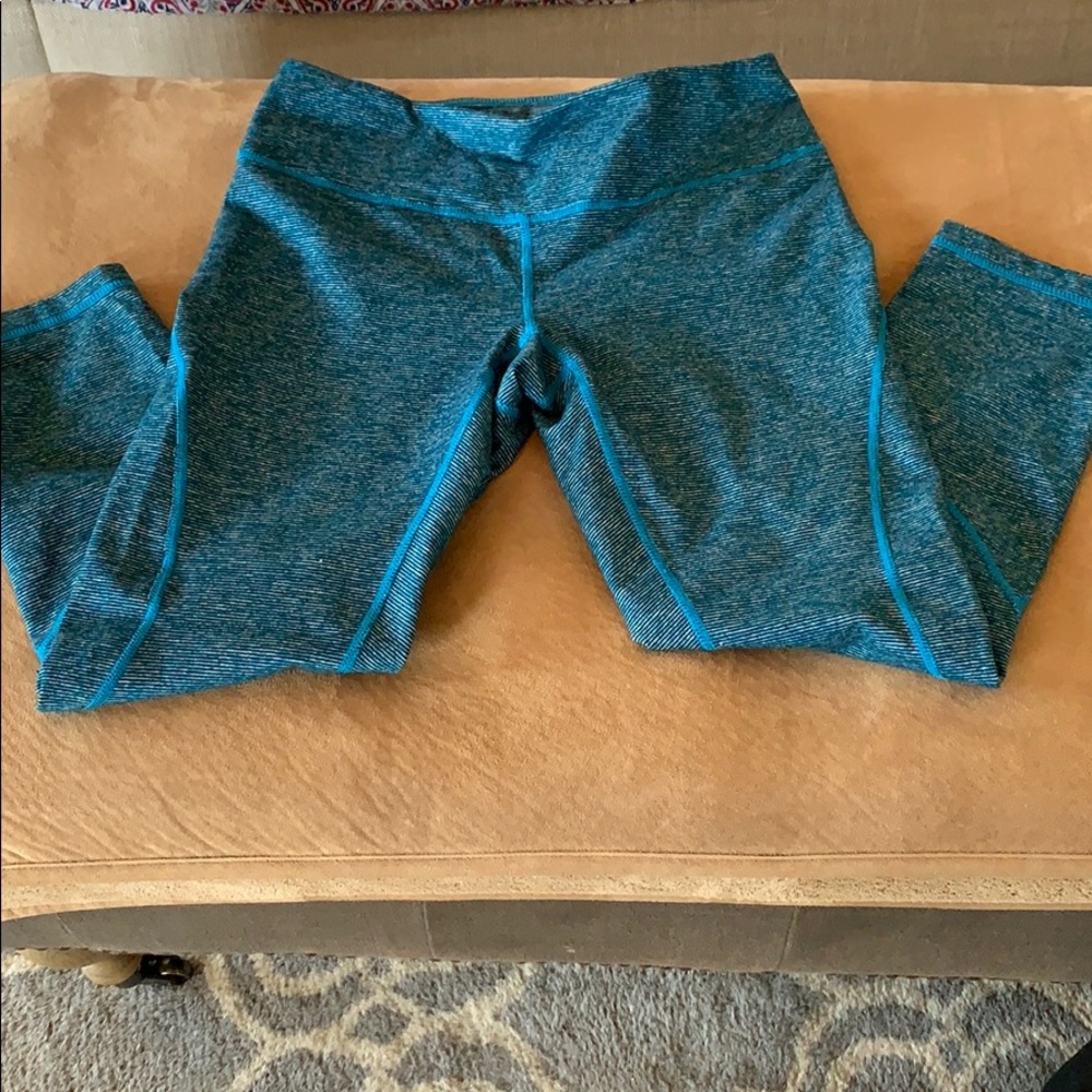 Zella “Live In” Crop Leggins Size XS